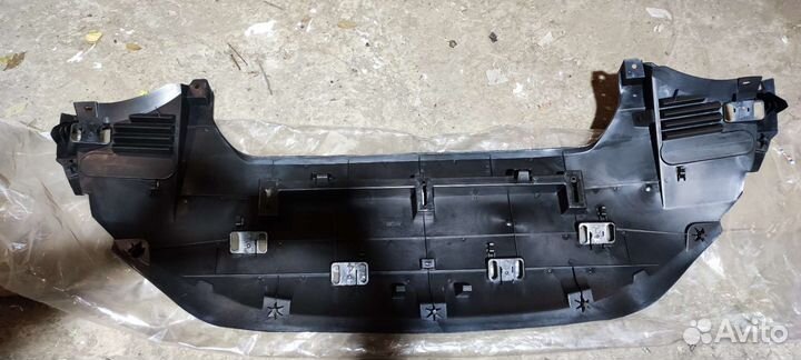 Пыльник переднего бампера Citroen C4 седан