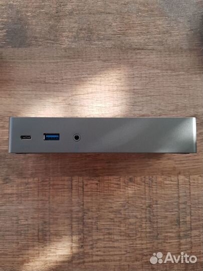 Док-станция Lenovo Thunderbolt 3 Essential Dock