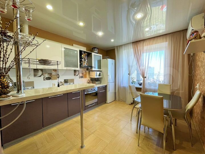 2-к. квартира, 67,3 м², 12/16 эт.