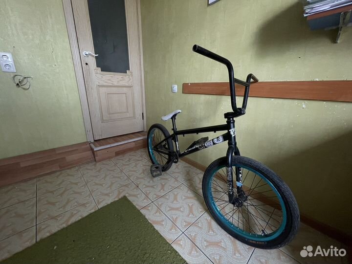 Трюковой велосипед bmx
