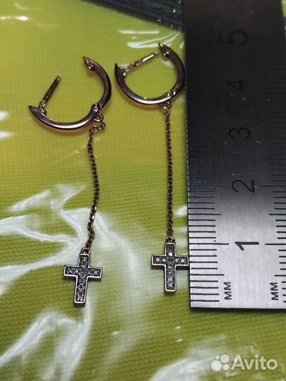 Золотые серьги с бриллиантами