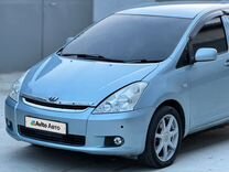 Toyota Wish 1.8 AT, 2003, 251 540 км, с пробегом, цена 695 000 руб.