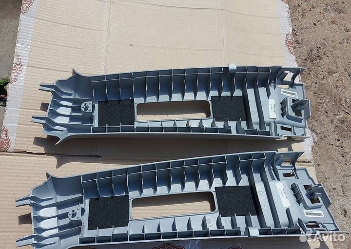 Накладка на центральную стойку Хонда CR-V 3