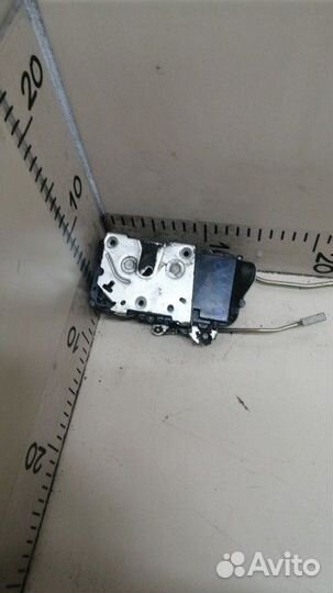 Замок передней правой двери LADA Kalina