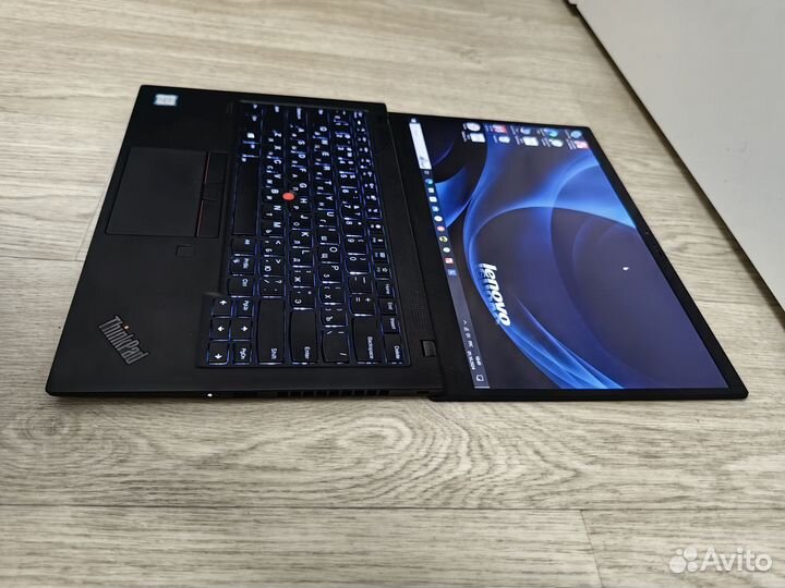 Lenovo X1 Carbon Gen 7 / 512 Gb / i5-8365u RAM8GB