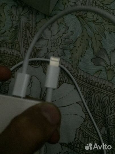 Зарядное устройство для iPhone