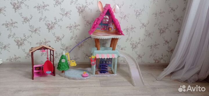 Кукольный домик