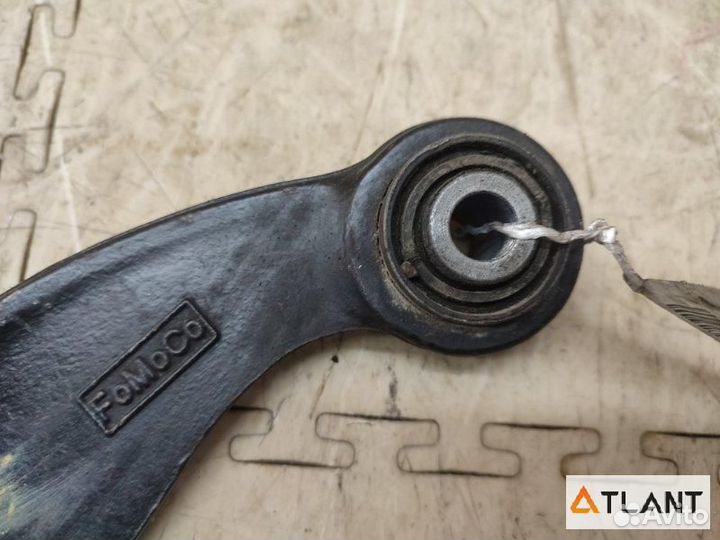 Рычаг задний правый mazda axela