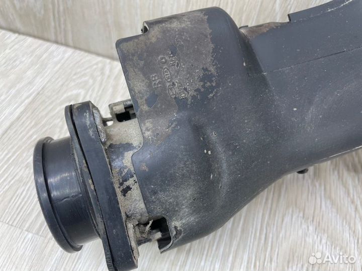 Горловина топливного бака Kia Rio 3 QB 2011 - 2017