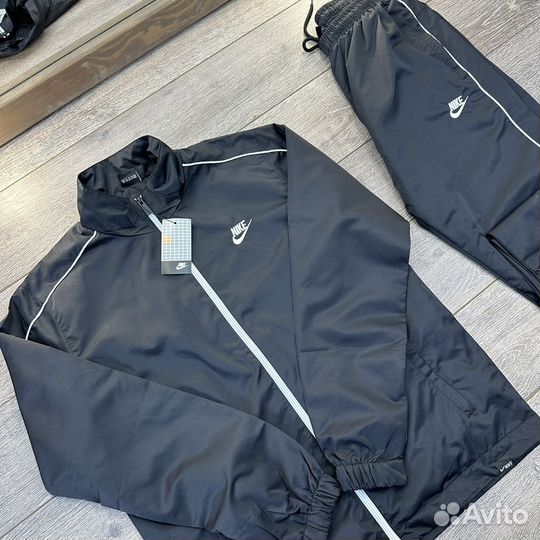 Спортивный костюм Nike