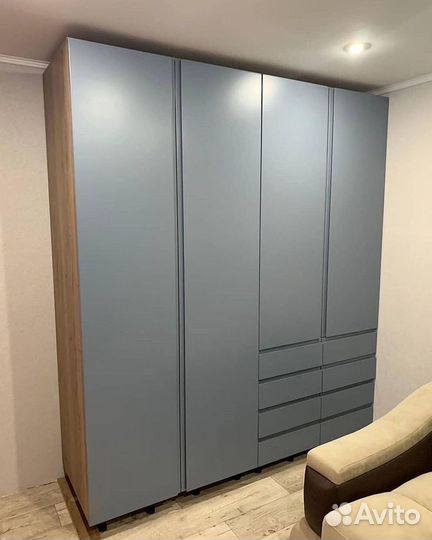 Шкаф распашной на заказ