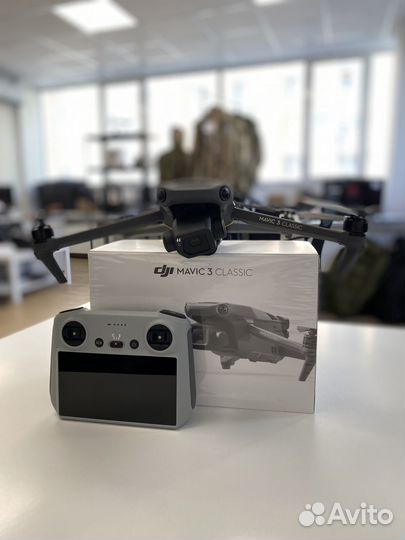 DJI Mavic 3 Classic (DJI RC)