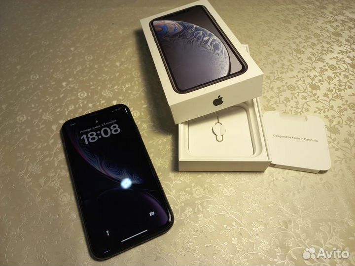 iPhone Xr, 128 ГБ