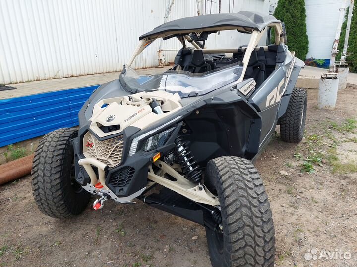 BRP Can-Am Maverick XRC Turbo RR Audio