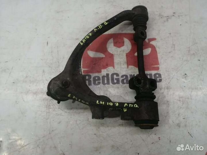 Рычаг передний левый Toyota Hiace LH107G 3L 1990