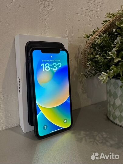 iPhone 11, 64 ГБ