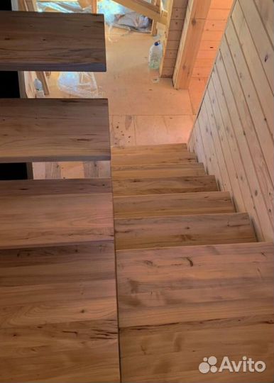 Металлические каркасы для лестниц