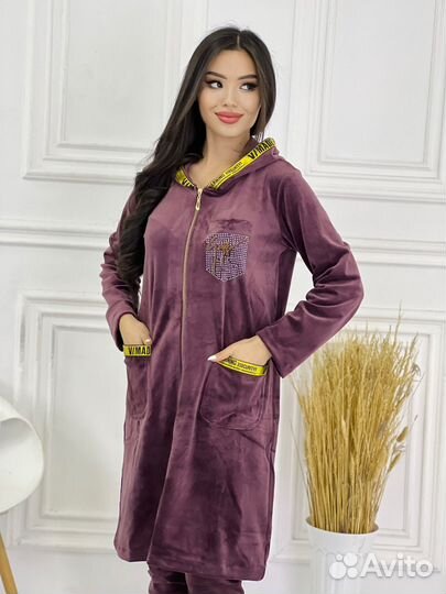 Халат велюровый с гамашами