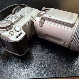 Sony DSC-F717