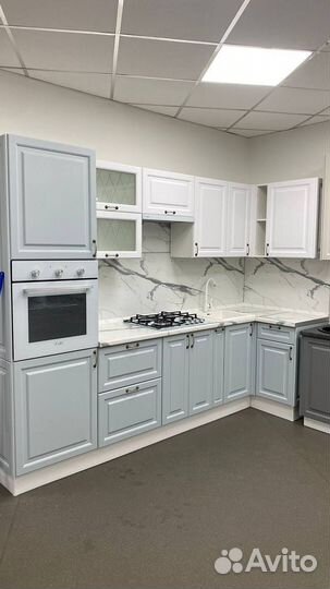 Кухня новая