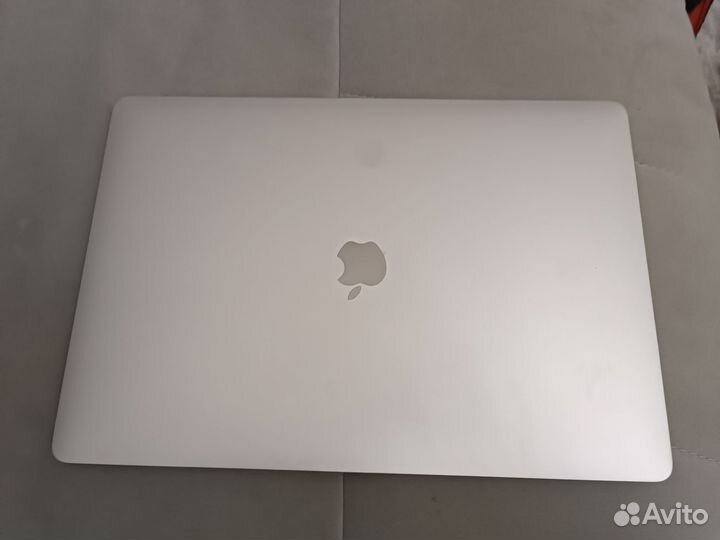 Macbook pro 16 2019 i9