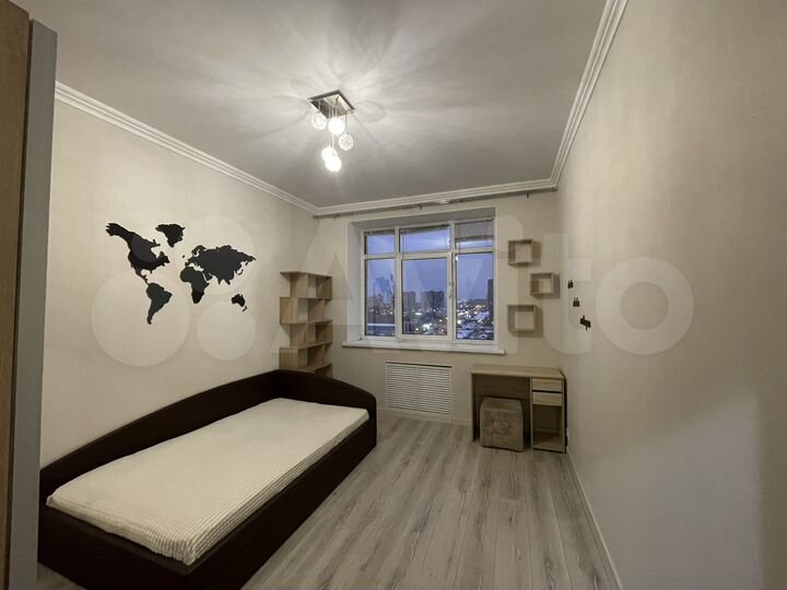2-к. квартира, 60 м², 10/13 эт.