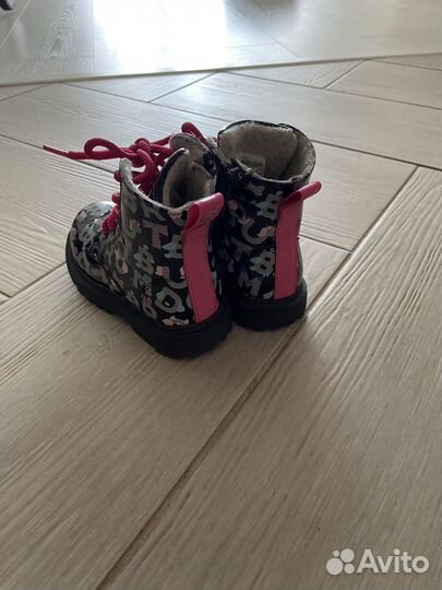 Ботинки для девочки 23 размер