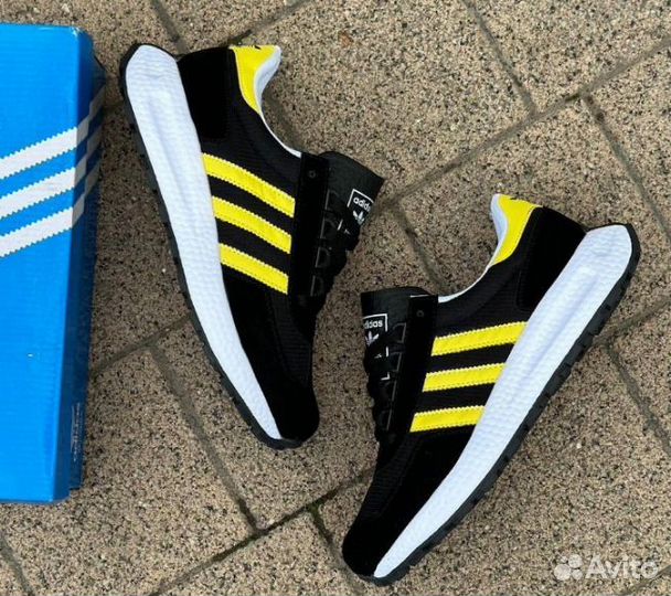 Кроссовки Adidas retropy