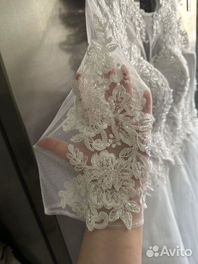 Свадебно платье 50-52