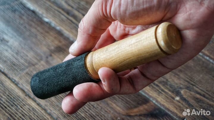 Стик для поющей чаши