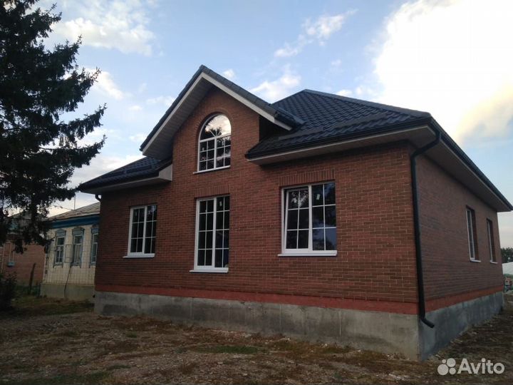 Окна в Успенском