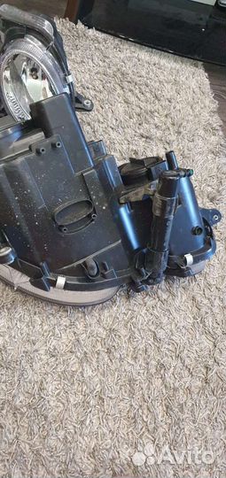 Передние фары Mercedes-Benz w211 E класс