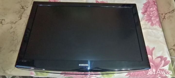 Телевизор samsung