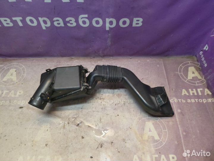 Корпус воздушного фильтра Mitsubishi Outlander Xl