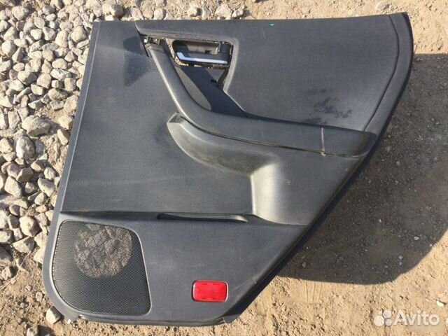 Обшивка двери задней правой Nissan Murano Z50