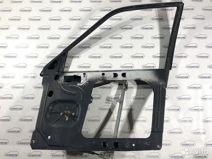 Стеклоподъемник передний правый Audi 100 44 1990