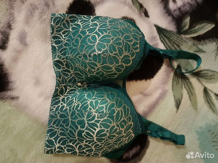 Бюстгальтер