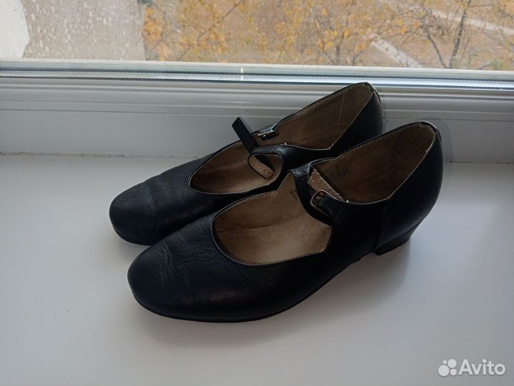 Туфли для народных танцев