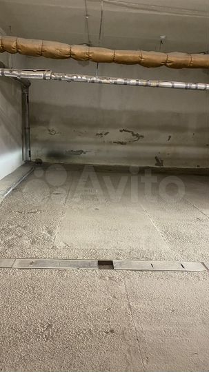 Машиноместо, 14 м²