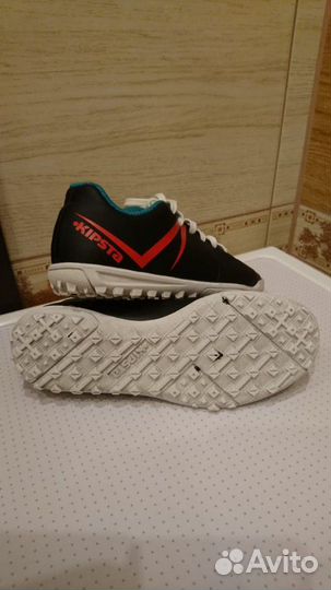 Детские футбольные бутсы (сороконожки)