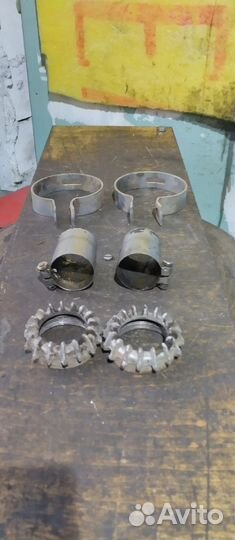 Гайки и крепления глушителей мотоцикла Паннония