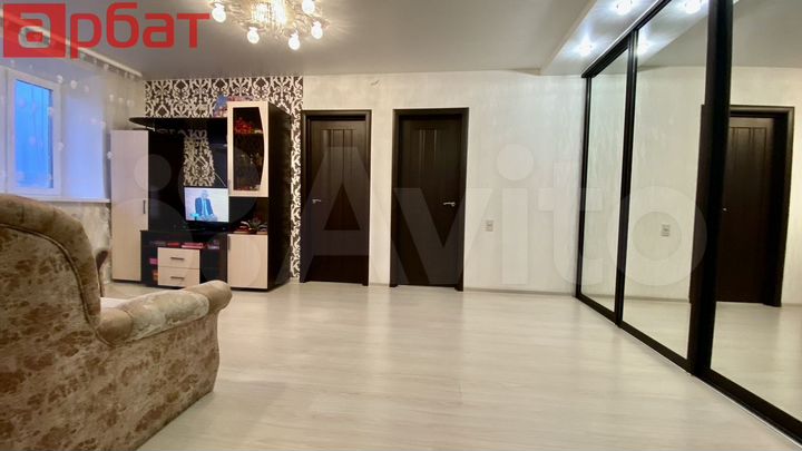 2-к. квартира, 57,3 м², 2/5 эт.