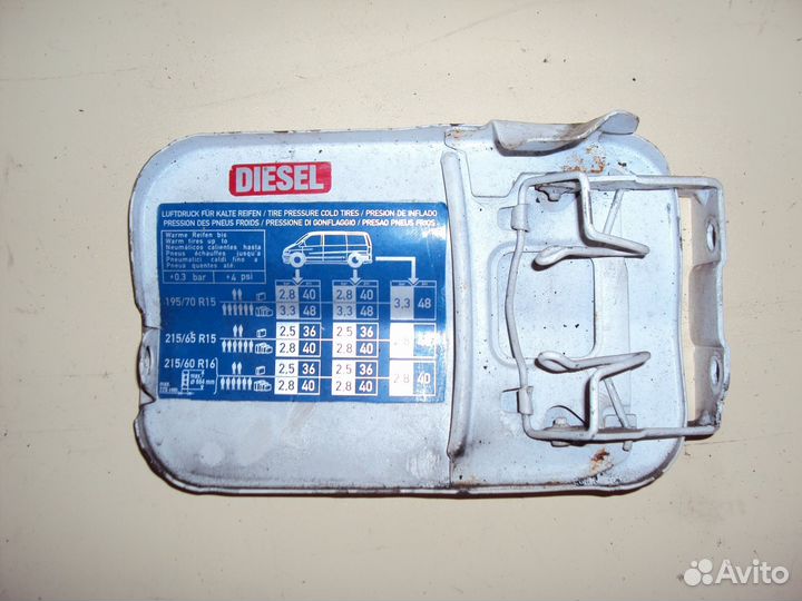 Лючок бака Мерседес Вито 638 Vito W638 грузовой