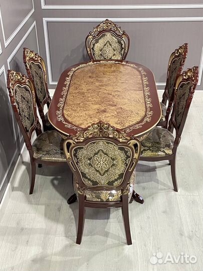 Комплект стол и стулья