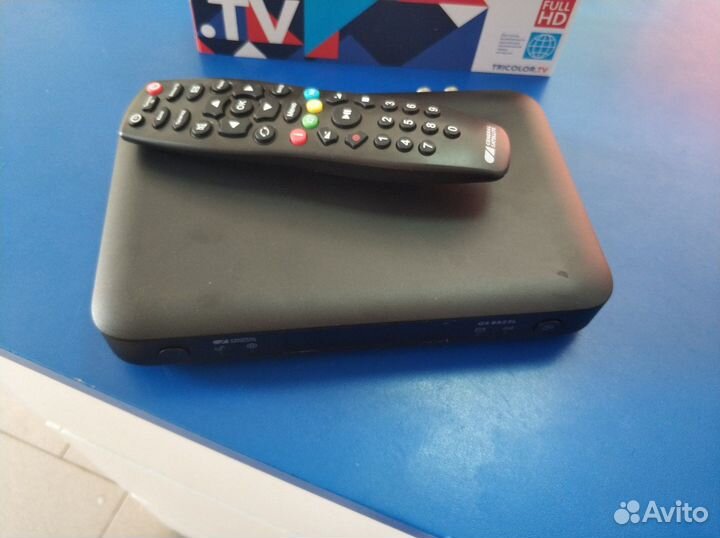 Спутниковый ресивер триколор