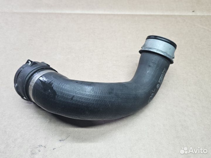 Патрубок охлаждения на Mercedes GL 166.m 278