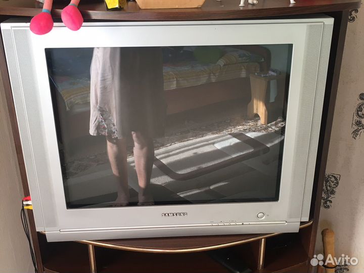 Телевизор samsung