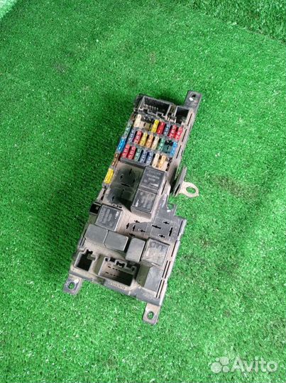 Блок предохранителей Вольво s60