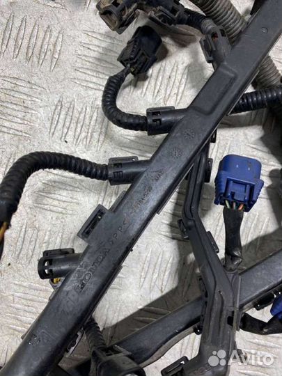 Проводка двигателя HondaAccord 82011