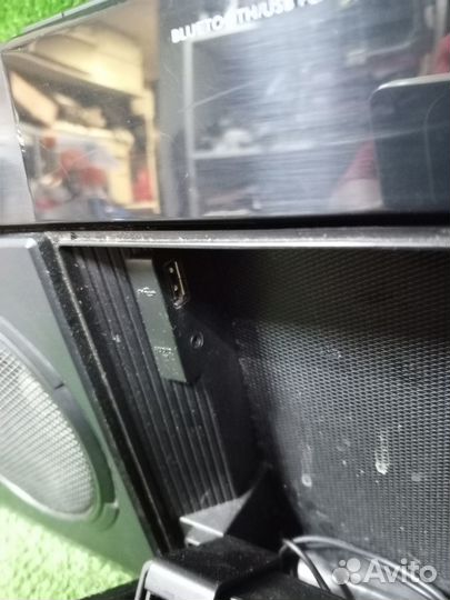 Бумбокс магнитола с блютуз Philips OST690/10